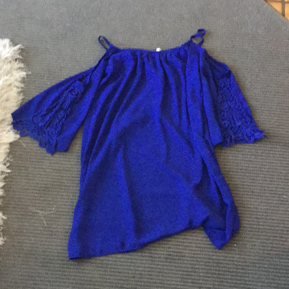 Blue dress